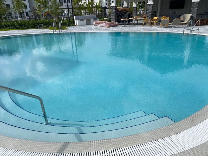 Commercial pool