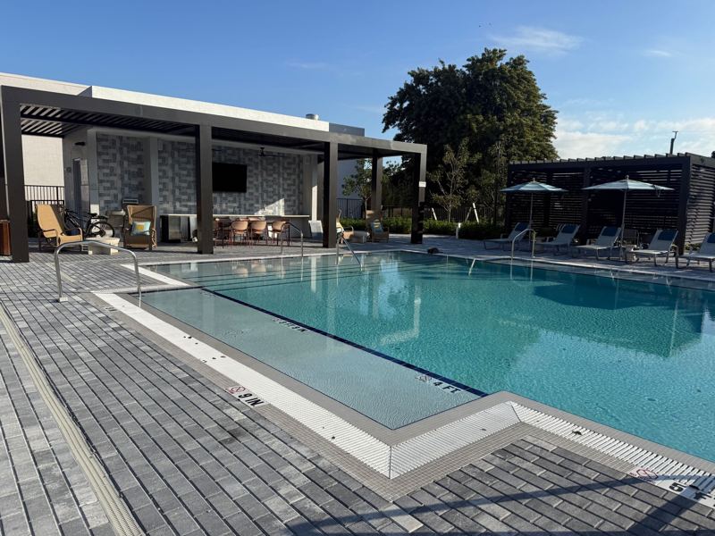 Commercial pool